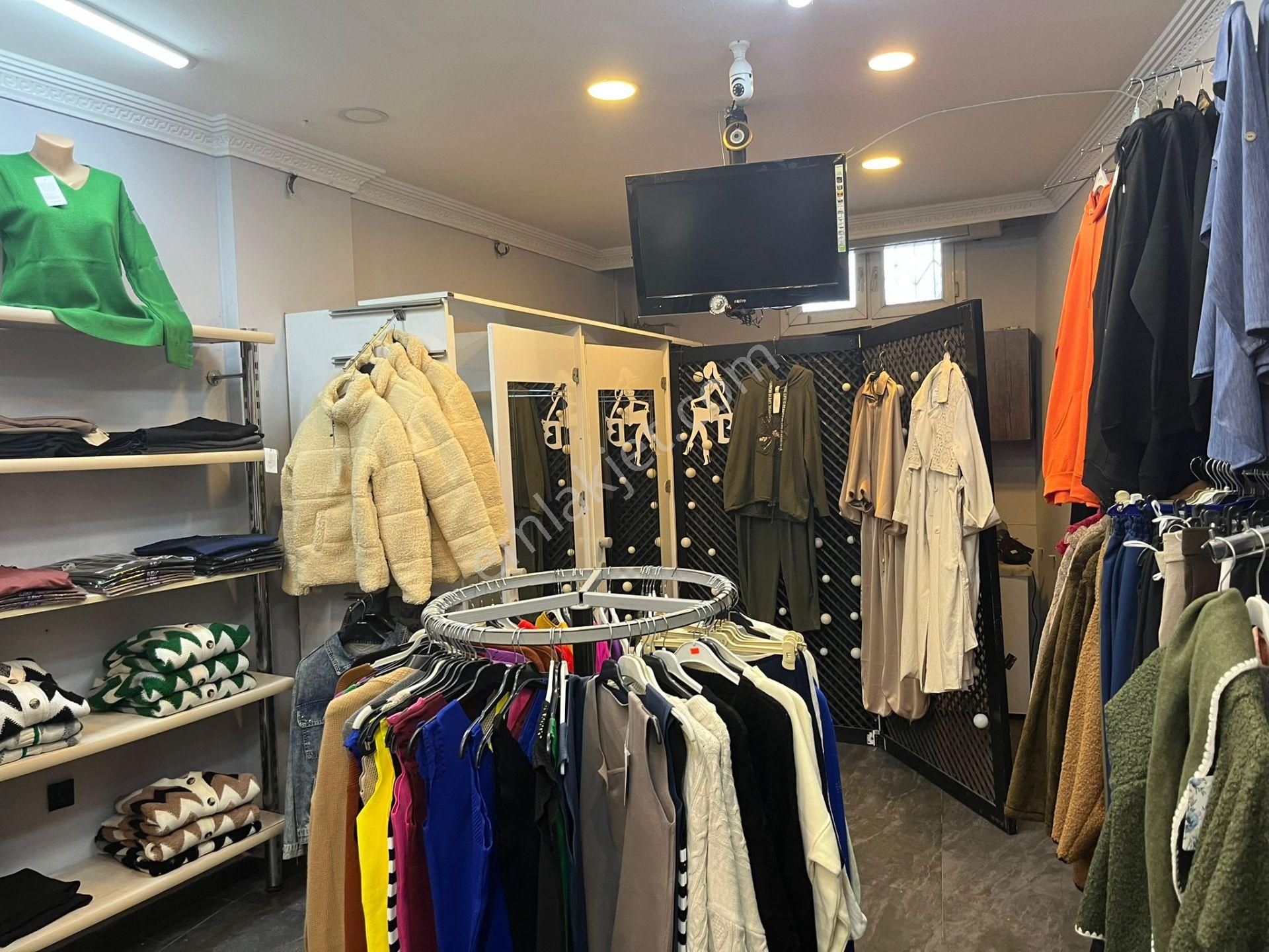 Hazır Kazanç Fırsatı ! Milas Ulusal Egemenlik Caddesi’nde Kadın Giyim Mağazası Devren Kiralık - Görsel 9