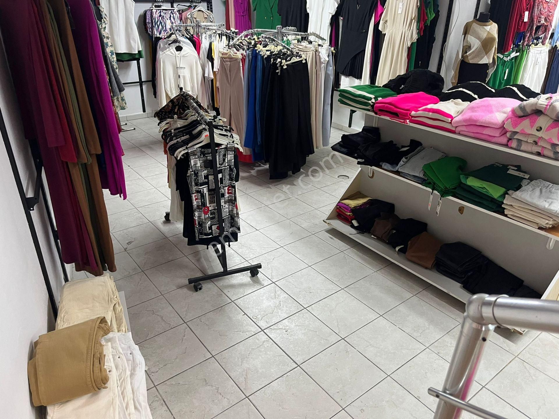 Hazır Kazanç Fırsatı ! Milas Ulusal Egemenlik Caddesi’nde Kadın Giyim Mağazası Devren Kiralık - Görsel 23