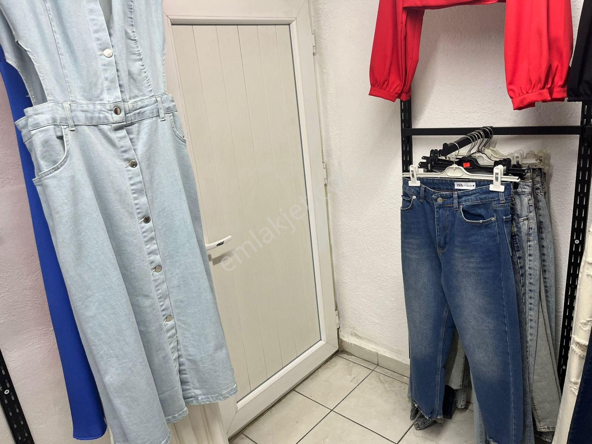 Hazır Kazanç Fırsatı ! Milas Ulusal Egemenlik Caddesi’nde Kadın Giyim Mağazası Devren Kiralık - Görsel 15