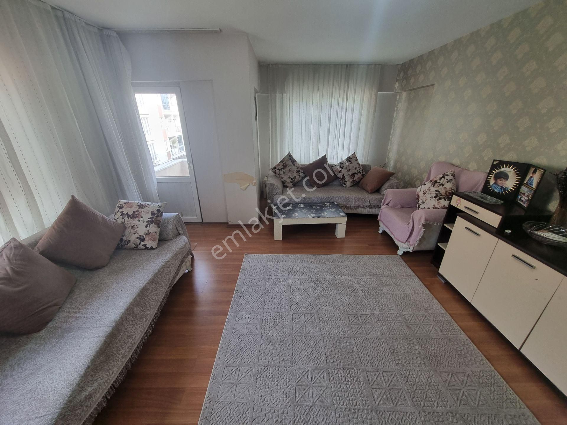 Ümraniye Madenler Mahallesinde Şahane Konum Satılık 3+1 Daire - Görsel 3