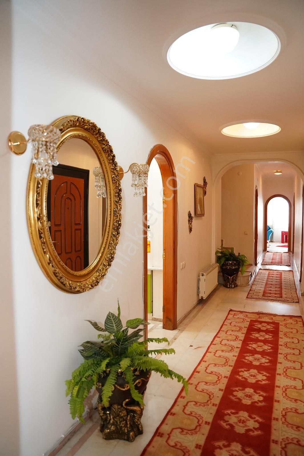 Konyaaltı Cadde Yakını Asansörlü Katta Dubleks - Görsel 5