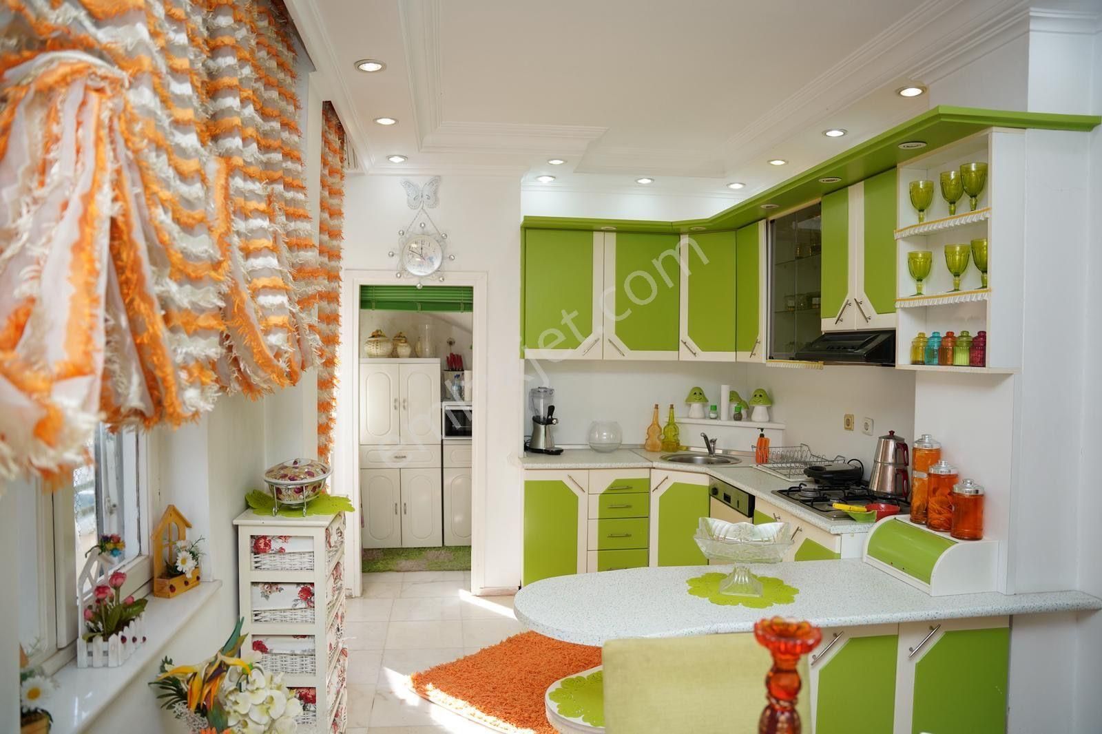 Konyaaltı Cadde Yakını Asansörlü Katta Dubleks - Görsel 9