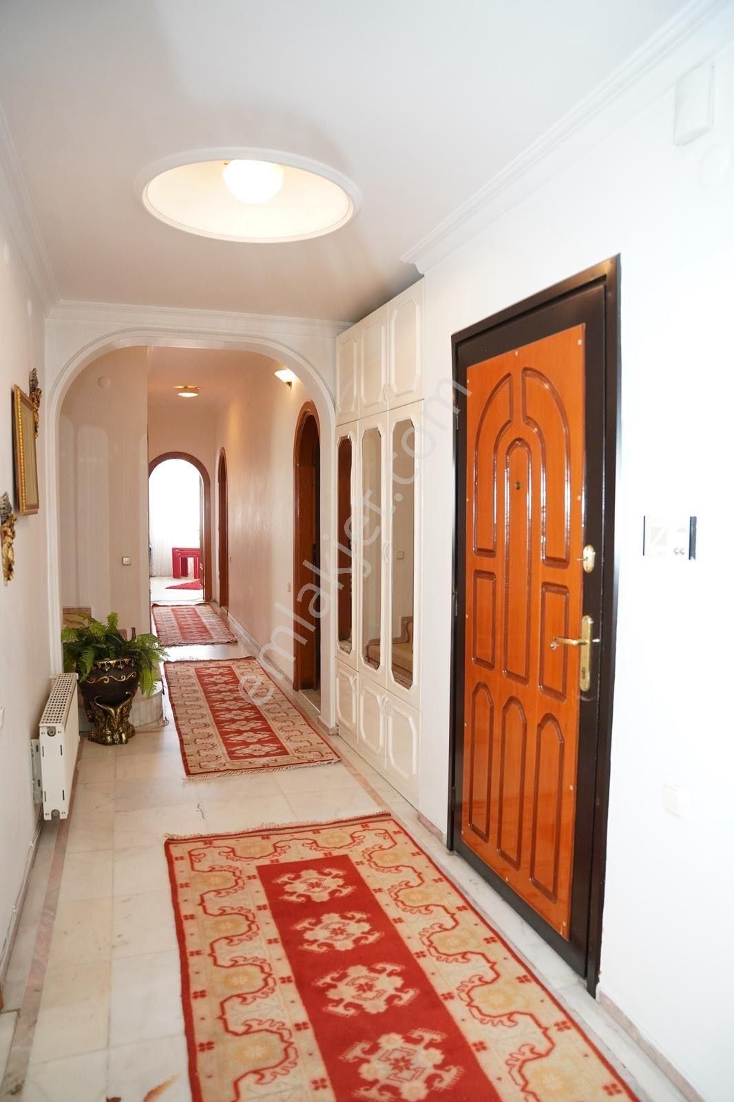 Konyaaltı Cadde Yakını Asansörlü Katta Dubleks - Görsel 6