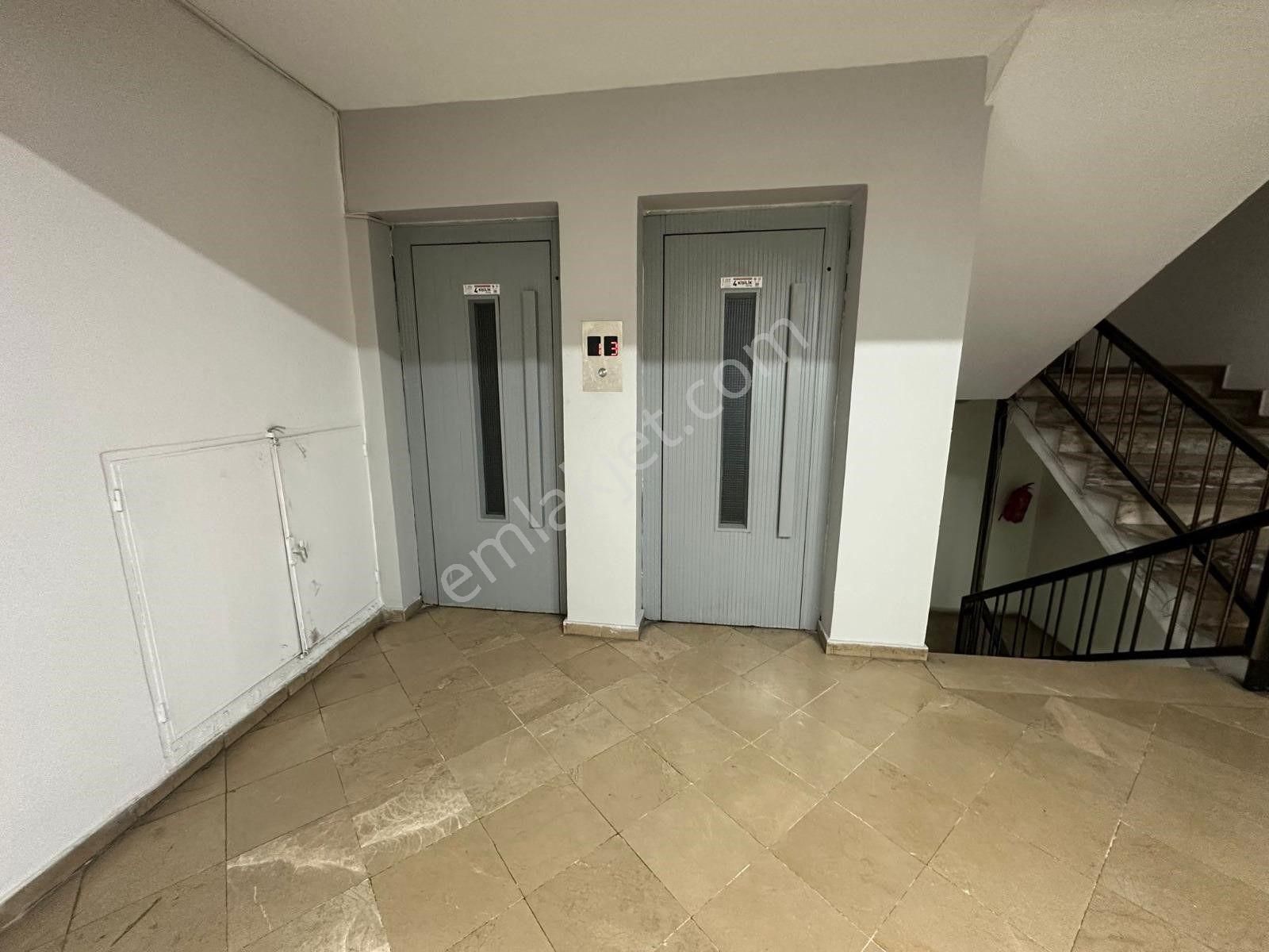 Adliye Yakını | Asansörlü, Otoparklı Geniş 1+1 Kiralık Ofis - Görsel 13