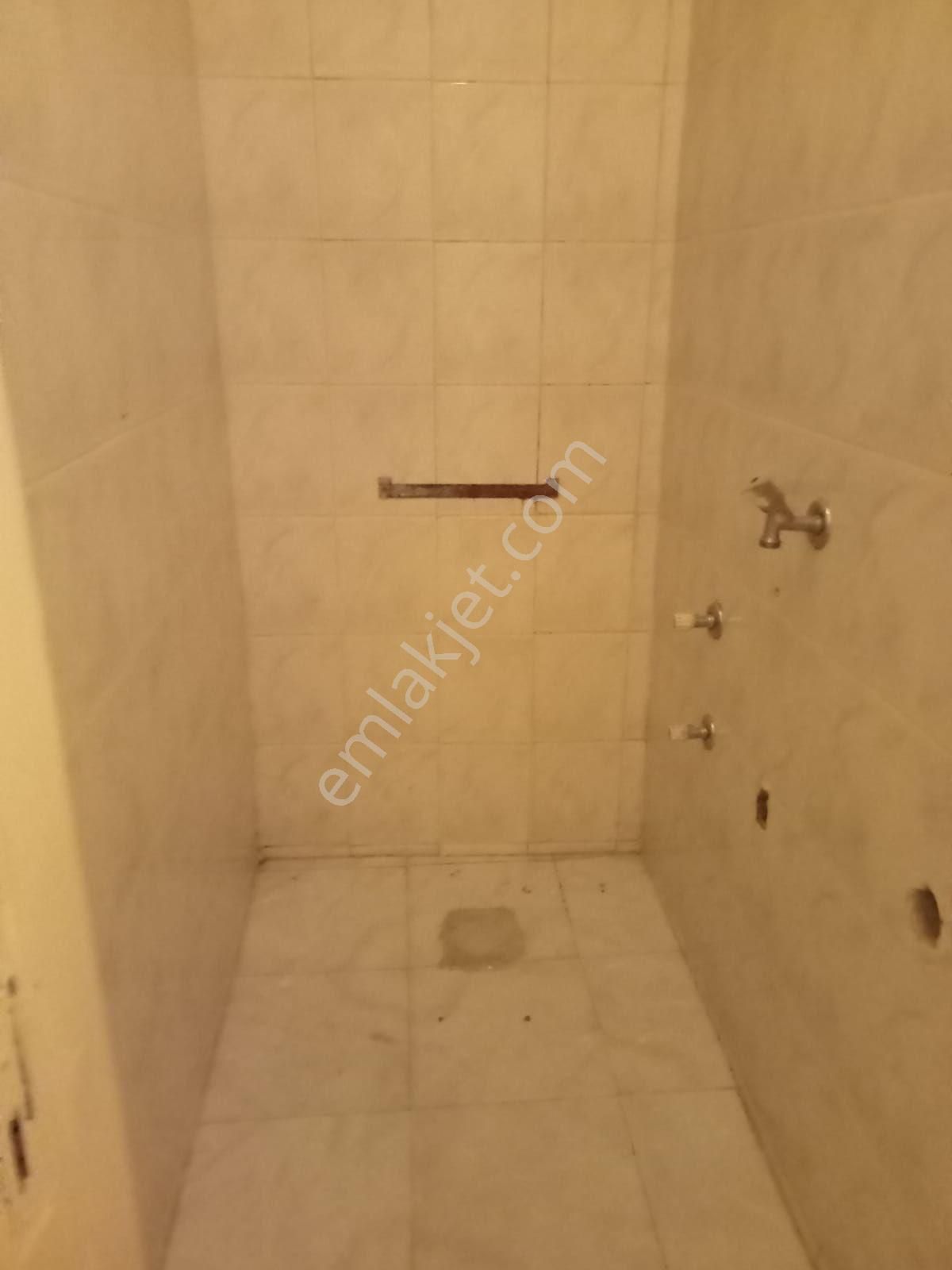 Göztepe'de 2+1 , 85 M2 ,doğalgazlı - Görsel 7