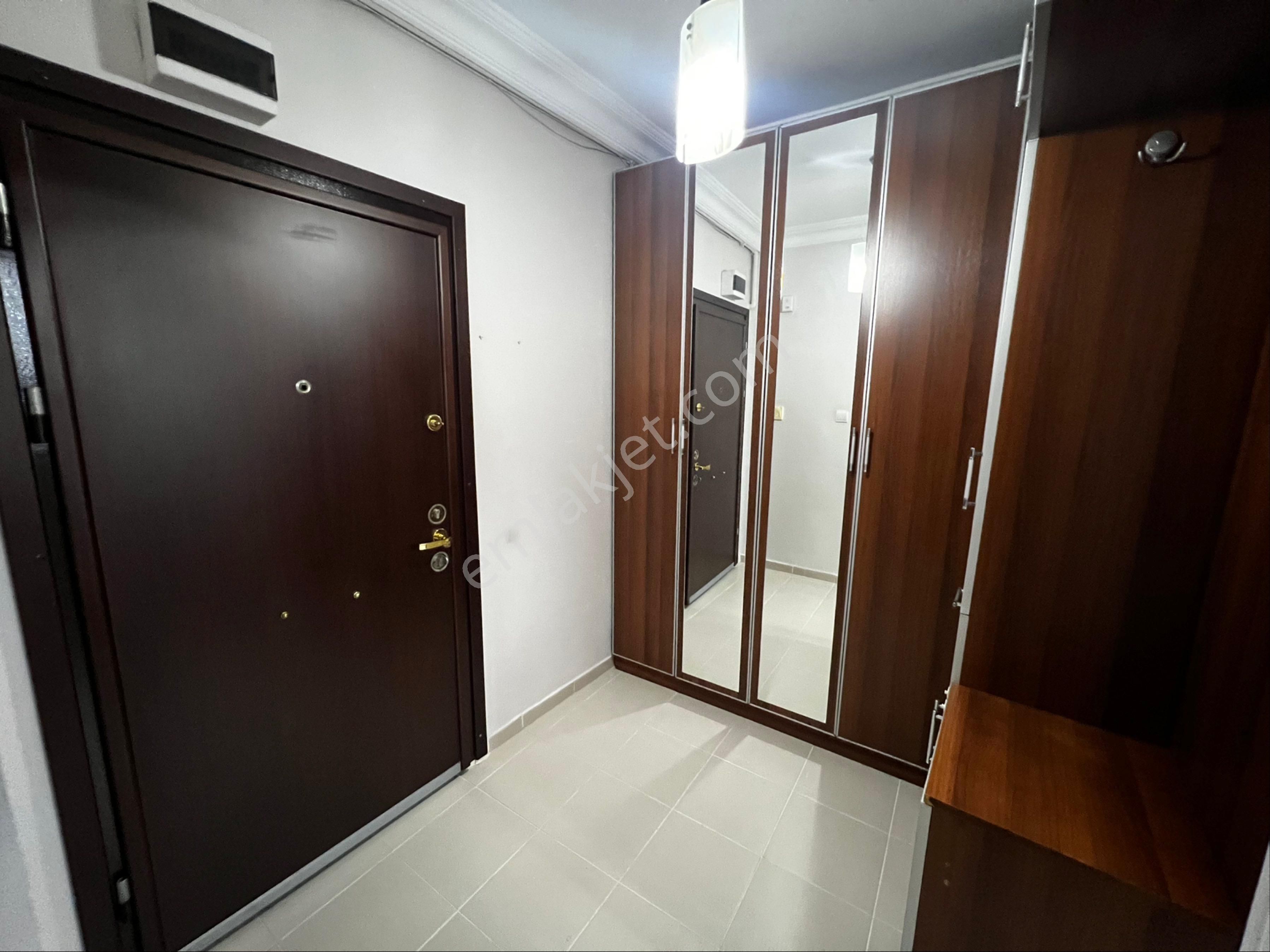 Naz Emlaktan Nuhkuyusu Caddesine Yakın Bakımlı Masrafsız 2+1 Satılık Daire - Görsel 6