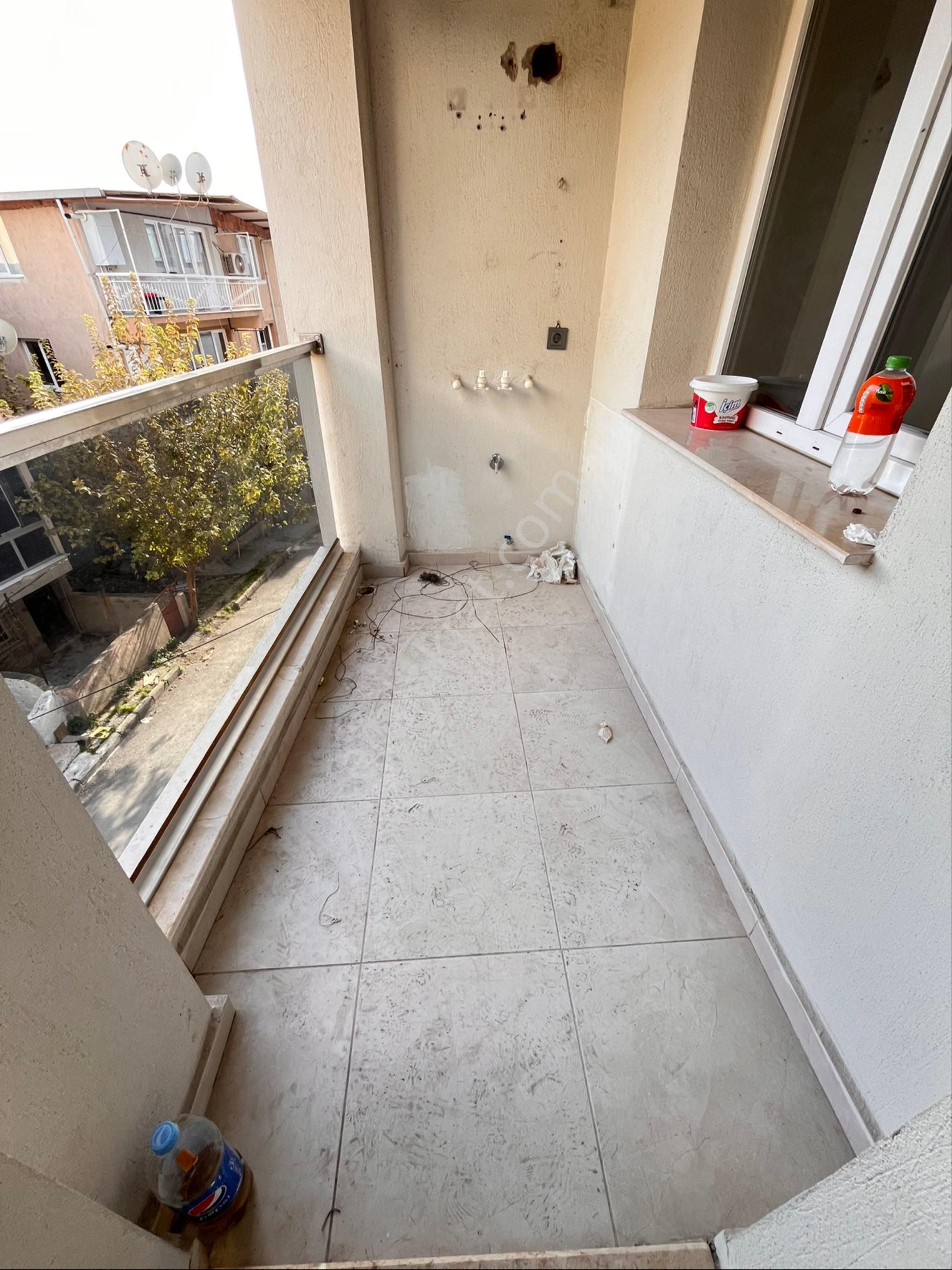 Bozyaka Kapalı Pazaryeri Yakınında 2+1 90m2 Arakat Asansörlü Otoparklı Bina - Görsel 26