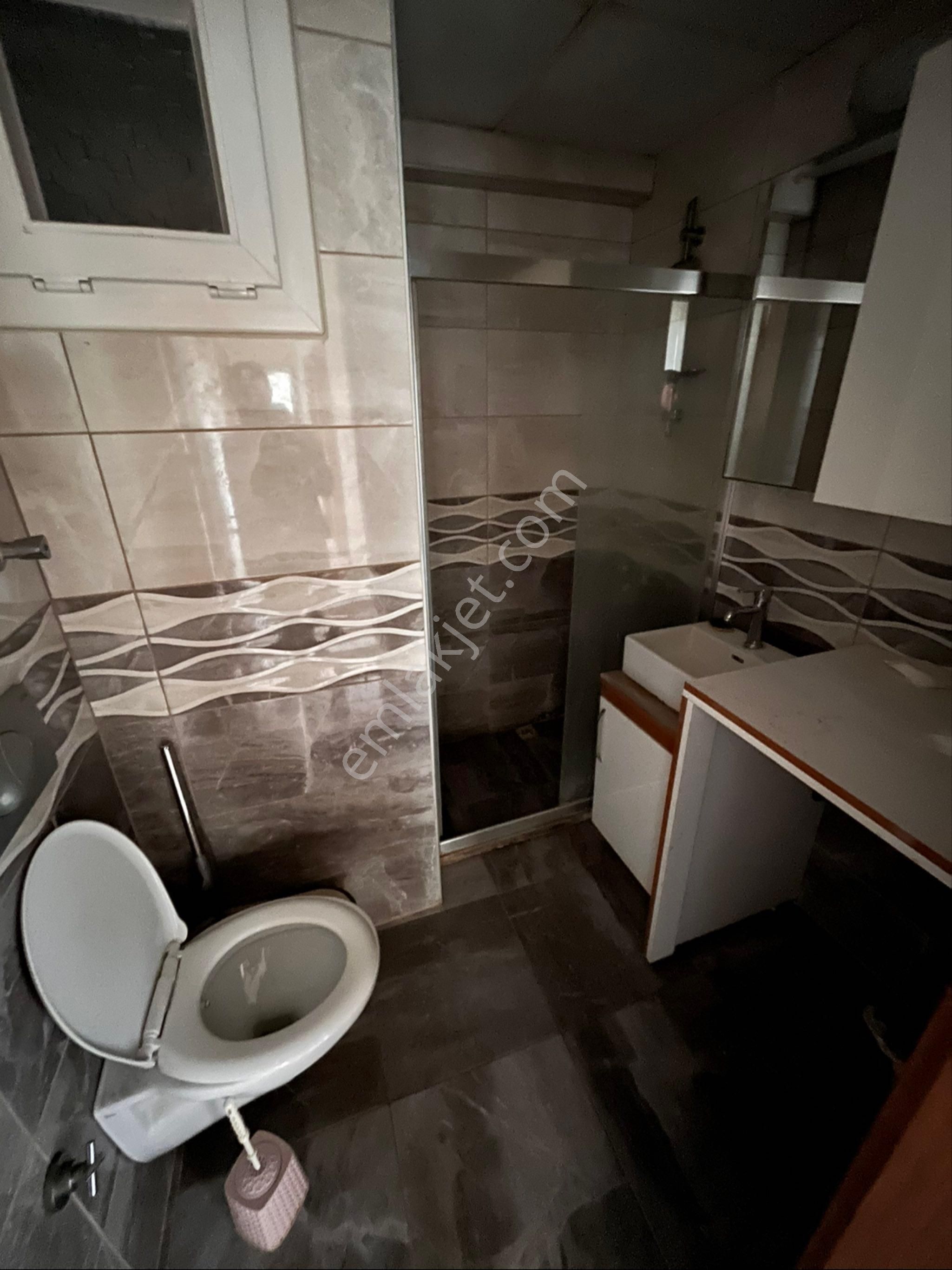 Bozyaka Kapalı Pazaryeri Yakınında 2+1 90m2 Arakat Asansörlü Otoparklı Bina - Görsel 23