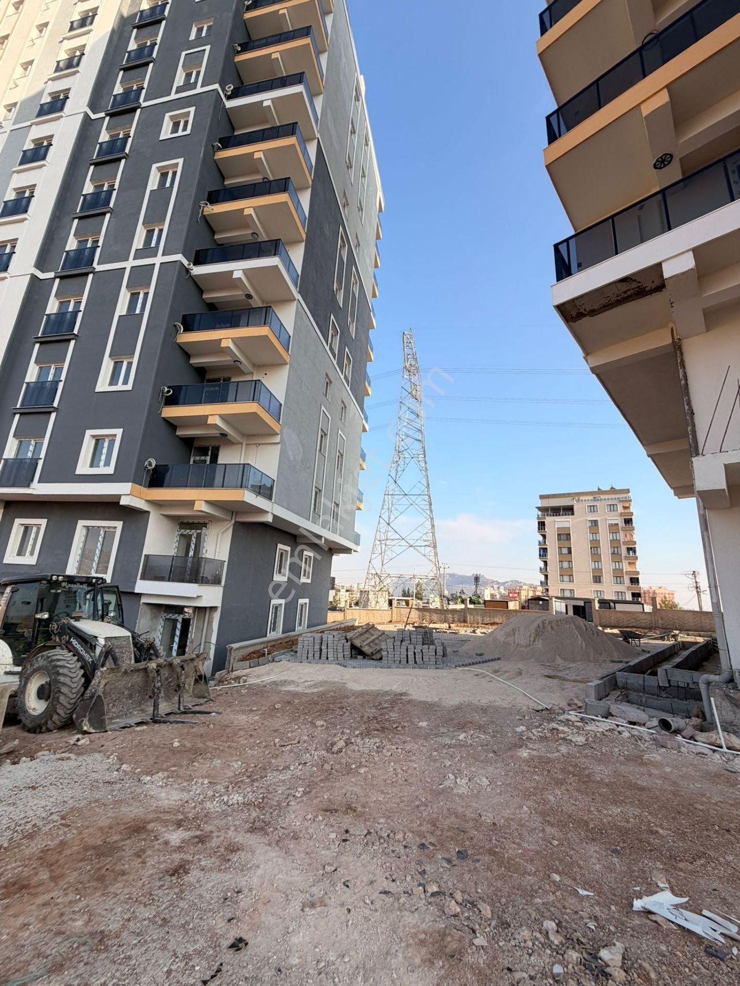 Barak Emlak'tan Ana Cadde Üstü Satılık 2+1 Dairemiz - Görsel 3