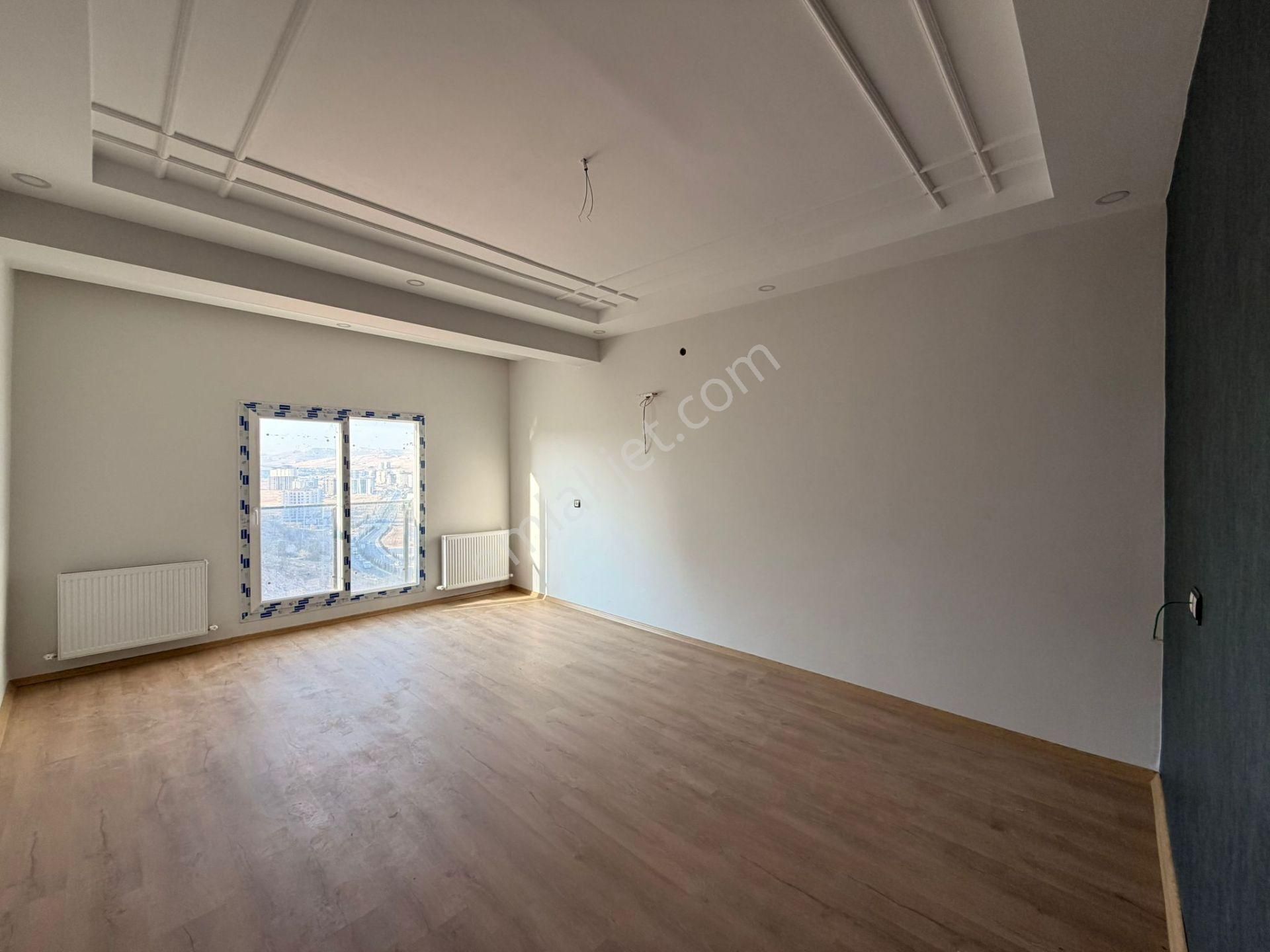 Barak Emlak'tan Ana Cadde Üstü Satılık 2+1 Dairemiz - Görsel 16