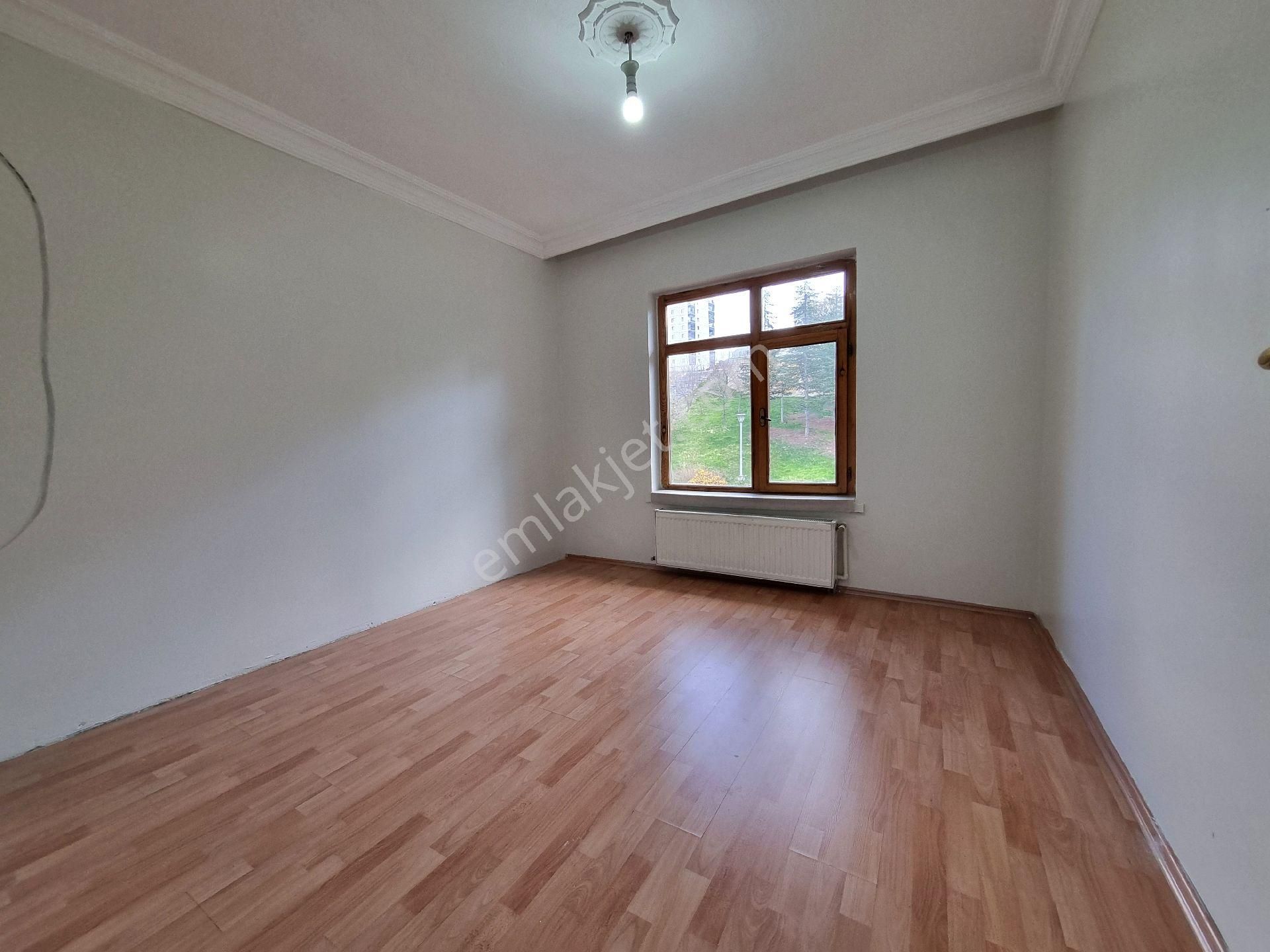 Bağbaşı'dan Pamuklar Mah Seval Caddesi'nde 2+1 Üstkat Güney Cephe Ful Yapılı - Görsel 22