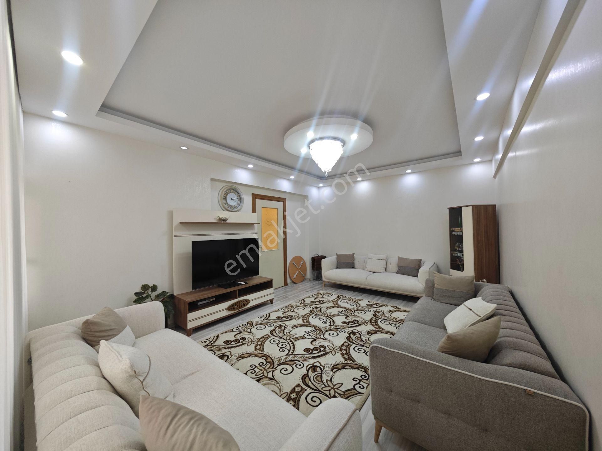 Kutlar*dan 2+1 Gözde Daire *abdülhamithan* - Görsel 8