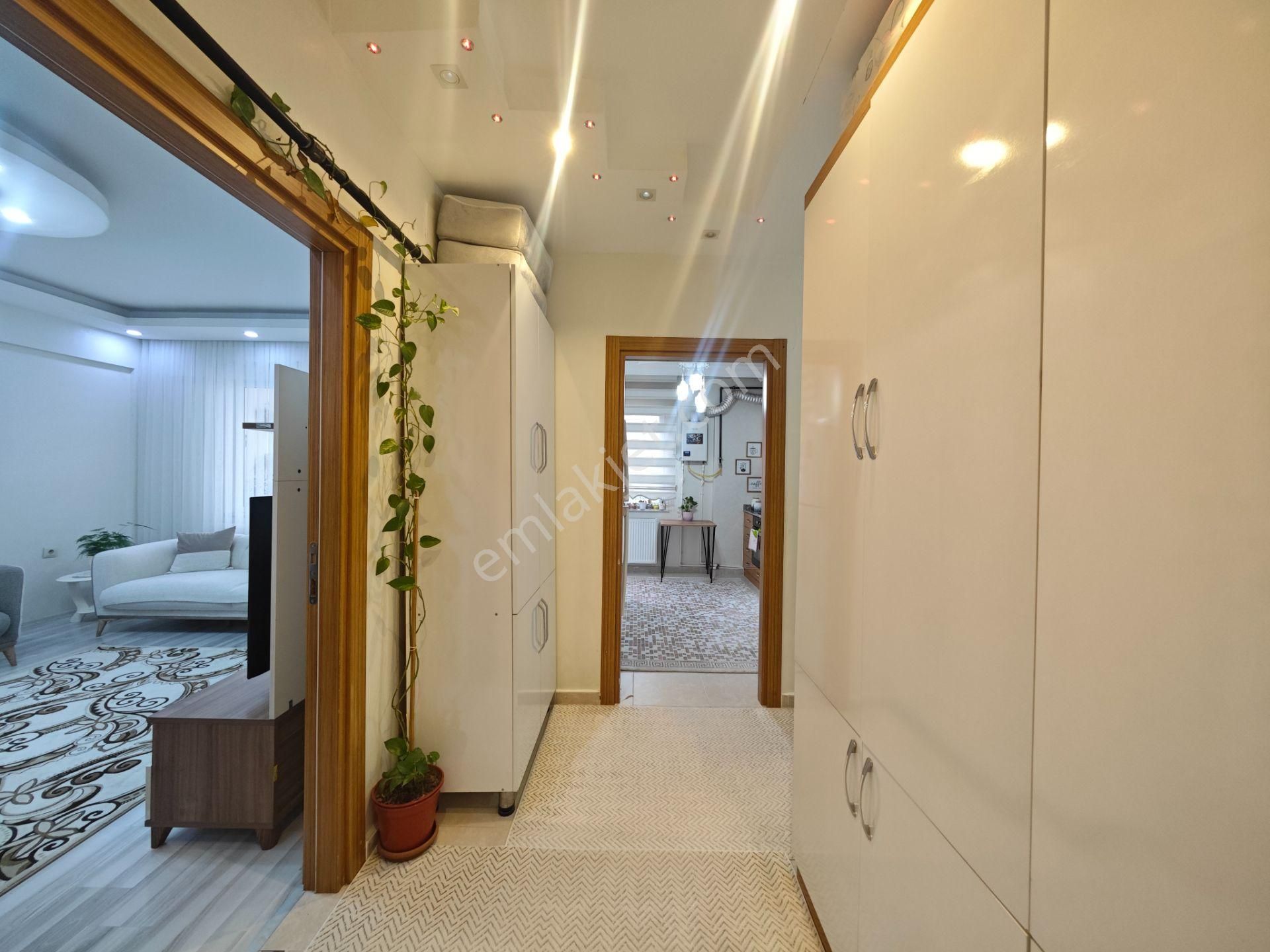 Kutlar*dan 2+1 Gözde Daire *abdülhamithan* - Görsel 21