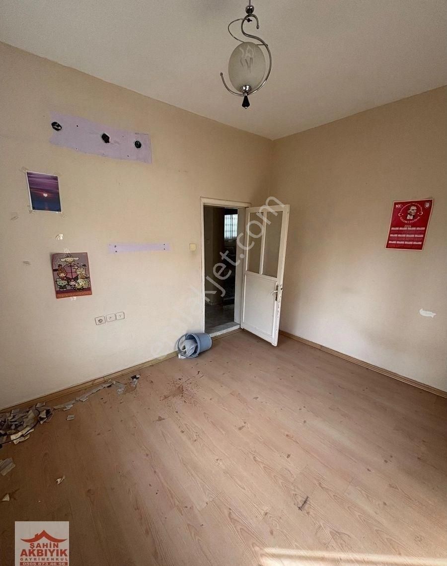 Bayraklı Şehir Hastanesi Yakını 3+1 G.kat 100m2 - Görsel 2