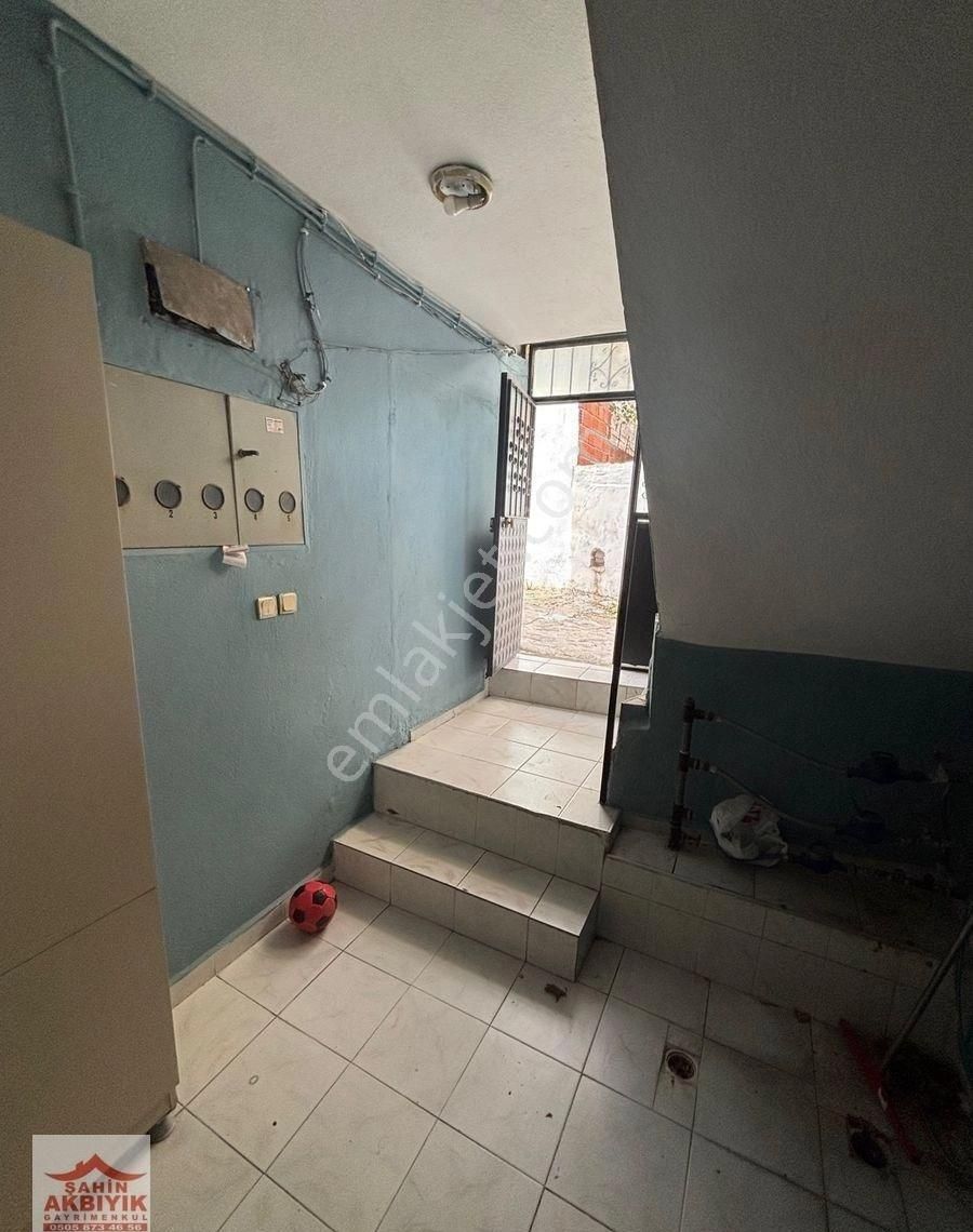 Bayraklı Şehir Hastanesi Yakını 3+1 G.kat 100m2 - Görsel 3