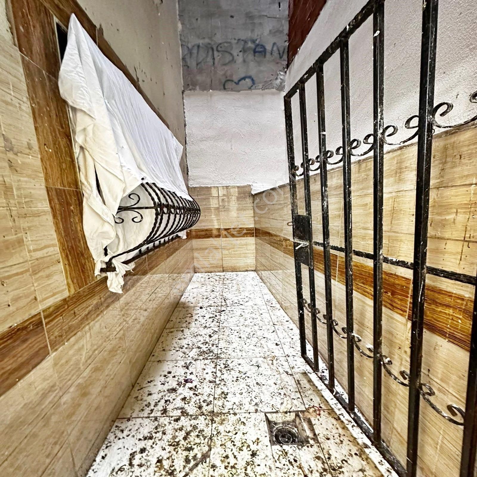 Esenyurt Mehmet Akif Ersoy Mah.2+1 100m2 Bahçeli İskanlı 2.140. - Görsel 11