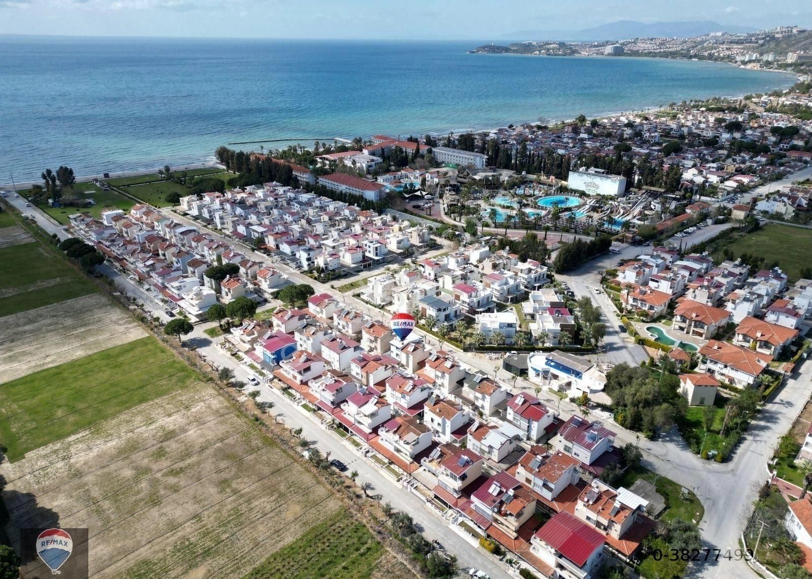 Kuşadası Artemis Sitesi Eşyalı Kiralık 4+1 Tripleks Villa - Görsel 19