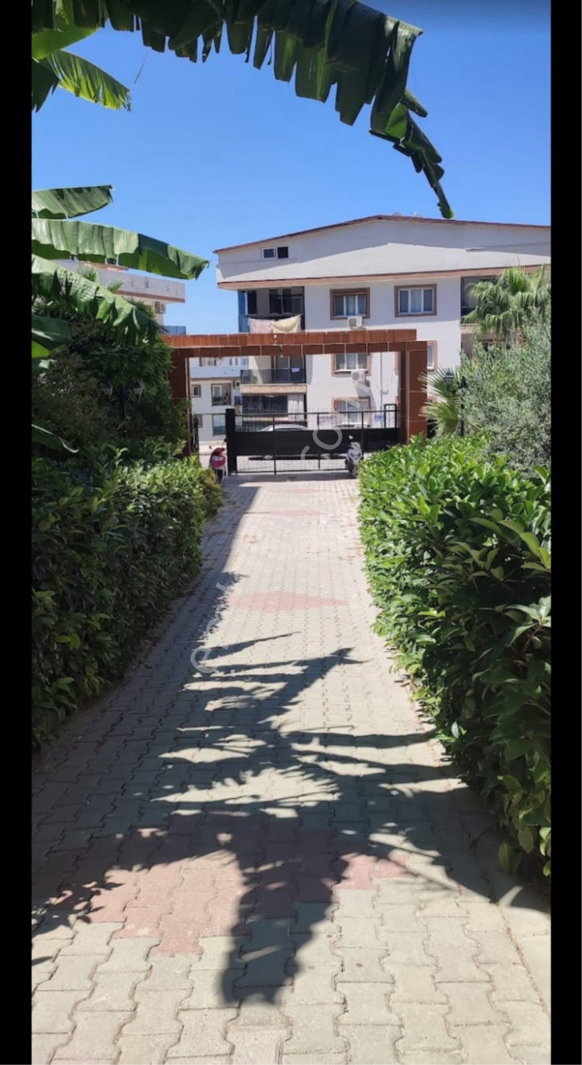 Nezih Bir Sitede 3+1 Ara Kat Satılık Daire - Görsel 8