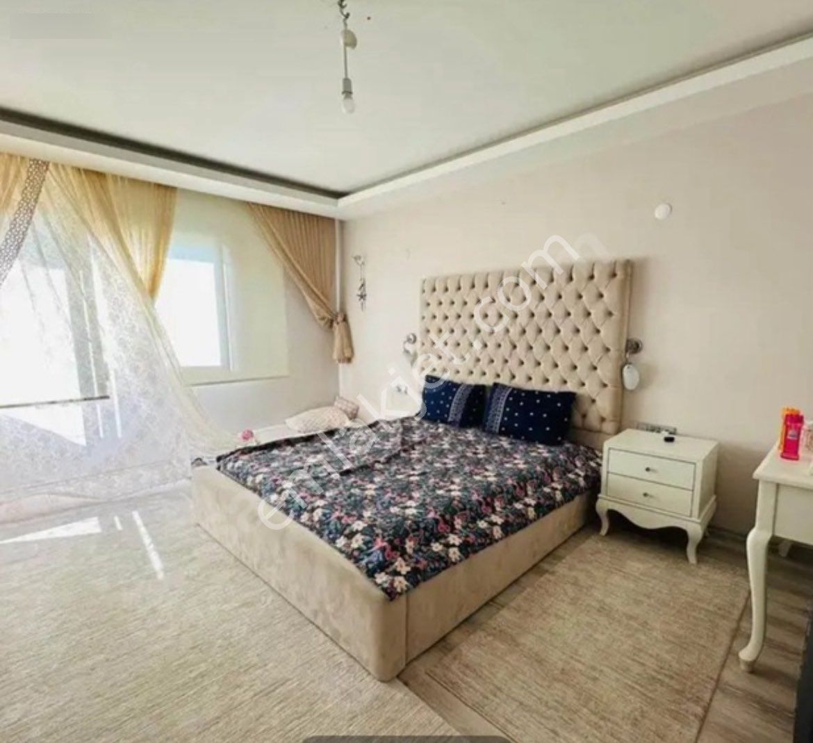 Nezih Bir Sitede 3+1 Ara Kat Satılık Daire - Görsel 3