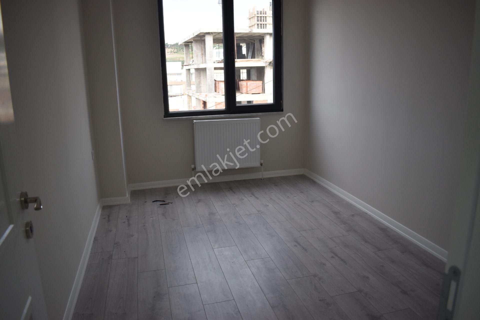 Büyükçekmece Cumhuriyet Mah Lüks Butik Sitede Arakat Sıfır 2+1 Satılık Daire - Görsel 12