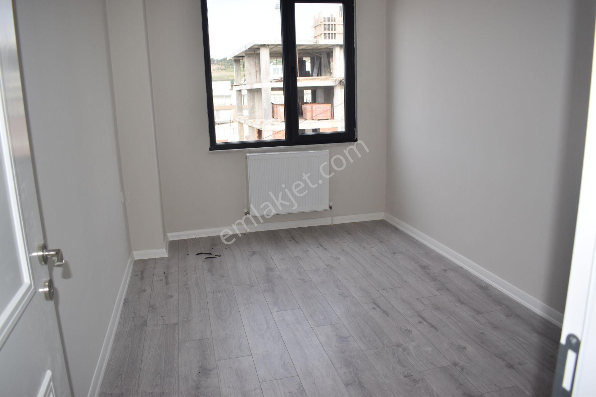 Büyükçekmece Cumhuriyet Mah Lüks Butik Sitede Arakat Sıfır 2+1 Satılık Daire - Görsel 16