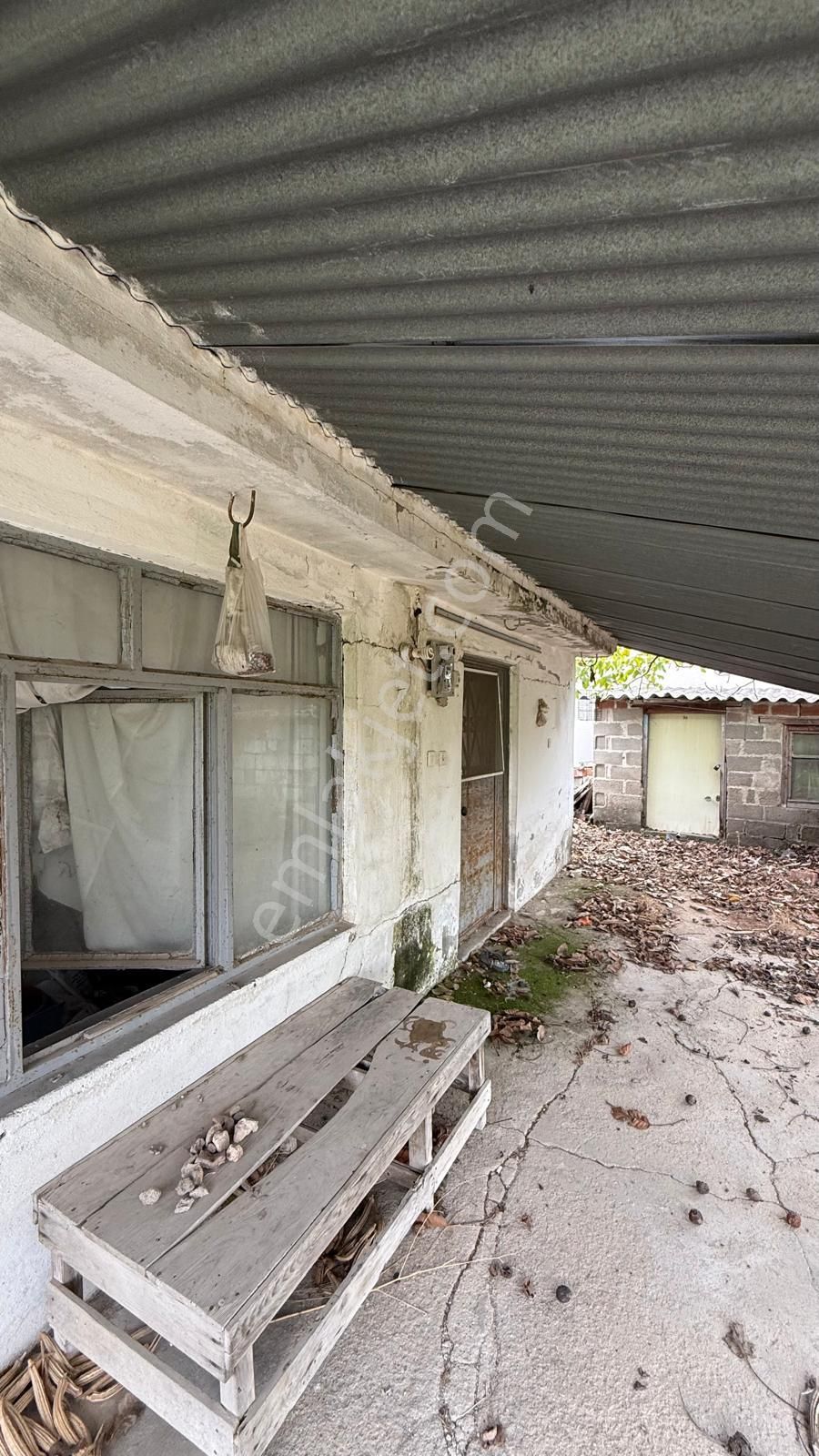 Çanakkale Gökçalı Köyünde Taş Ev Bulunan İmarlı Arsa Satılık! - Görsel 18