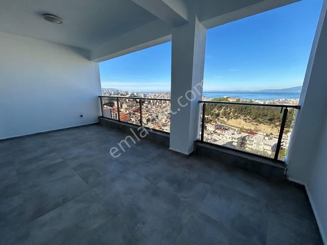 Kuşadasında Full Deniz Manzaralı 3+1 Havuzlu Sitede Fırsat Daire - Görsel 21