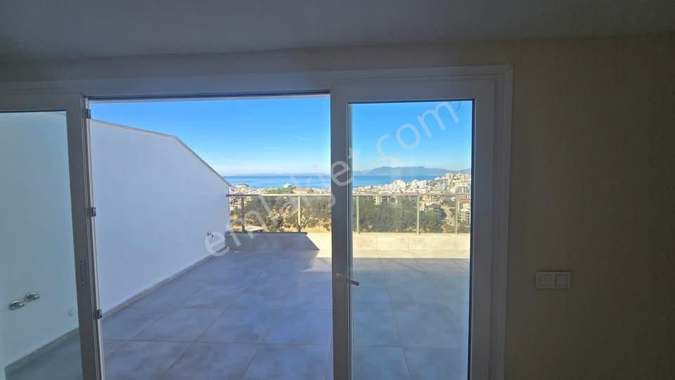 Kuşadasında Full Deniz Manzaralı 3+1 Havuzlu Sitede Fırsat Daire - Görsel 20