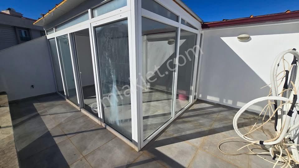 Kuşadasında Full Deniz Manzaralı 3+1 Havuzlu Sitede Fırsat Daire - Görsel 15