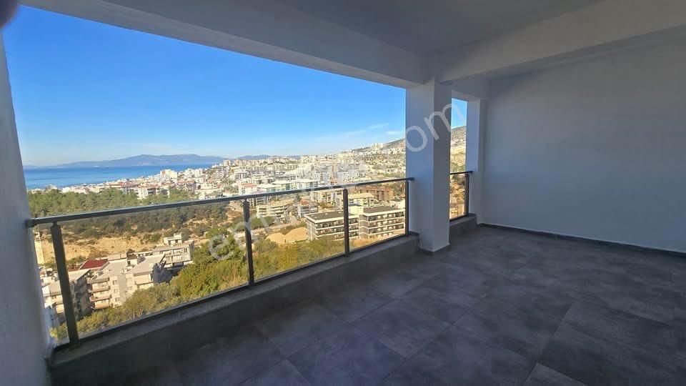 Kuşadasında Full Deniz Manzaralı 3+1 Havuzlu Sitede Fırsat Daire - Görsel 22