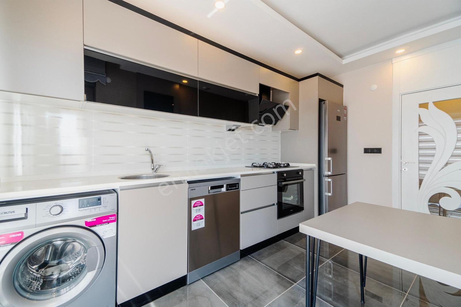 Fevzi Çakmak'ta Bölgenin En Geniş 3+1 Satılık Dairesi - Görsel 10