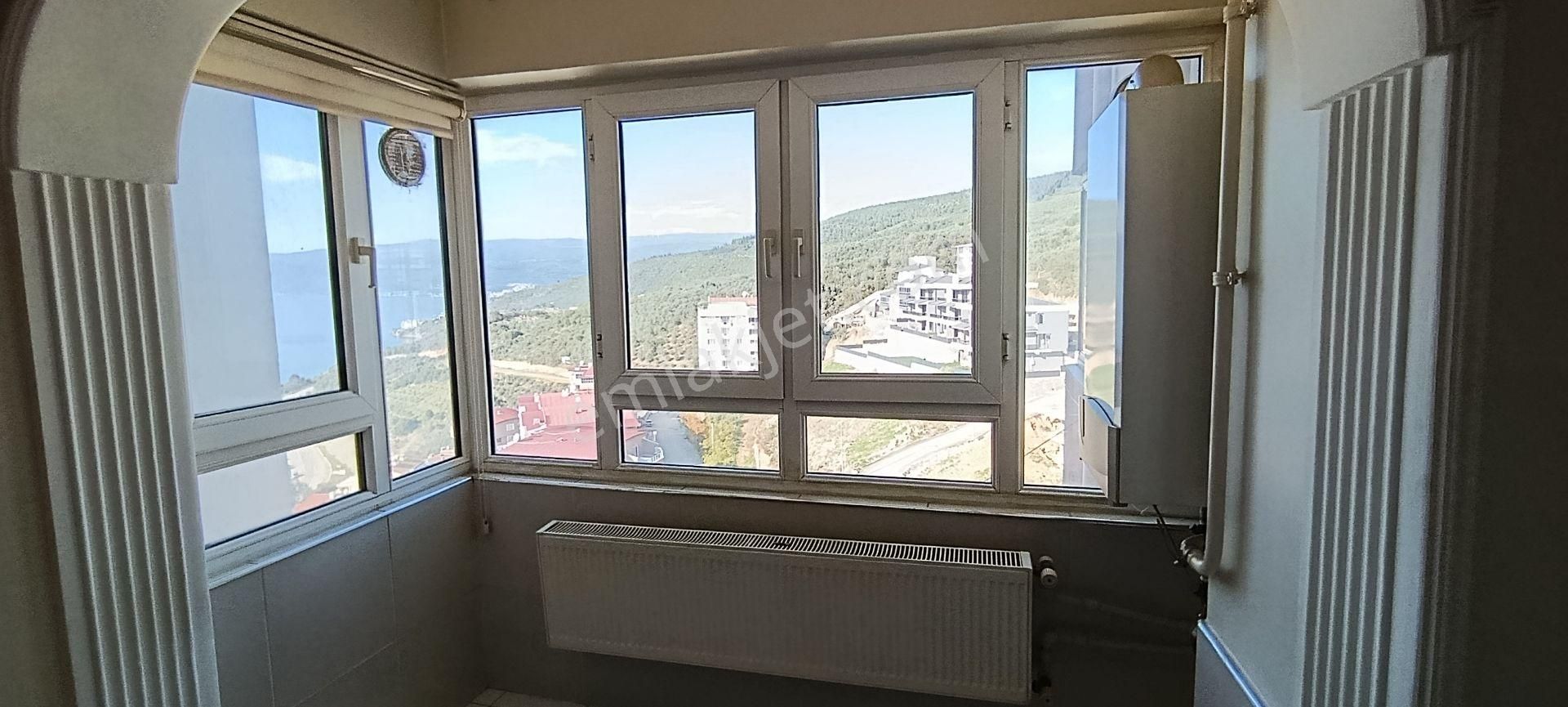 Gemlik Cumhuriyet Mah.kiralık Daire 3+1 Okula Yakın Asansörlü Deniz Manzaralı - Görsel 13
