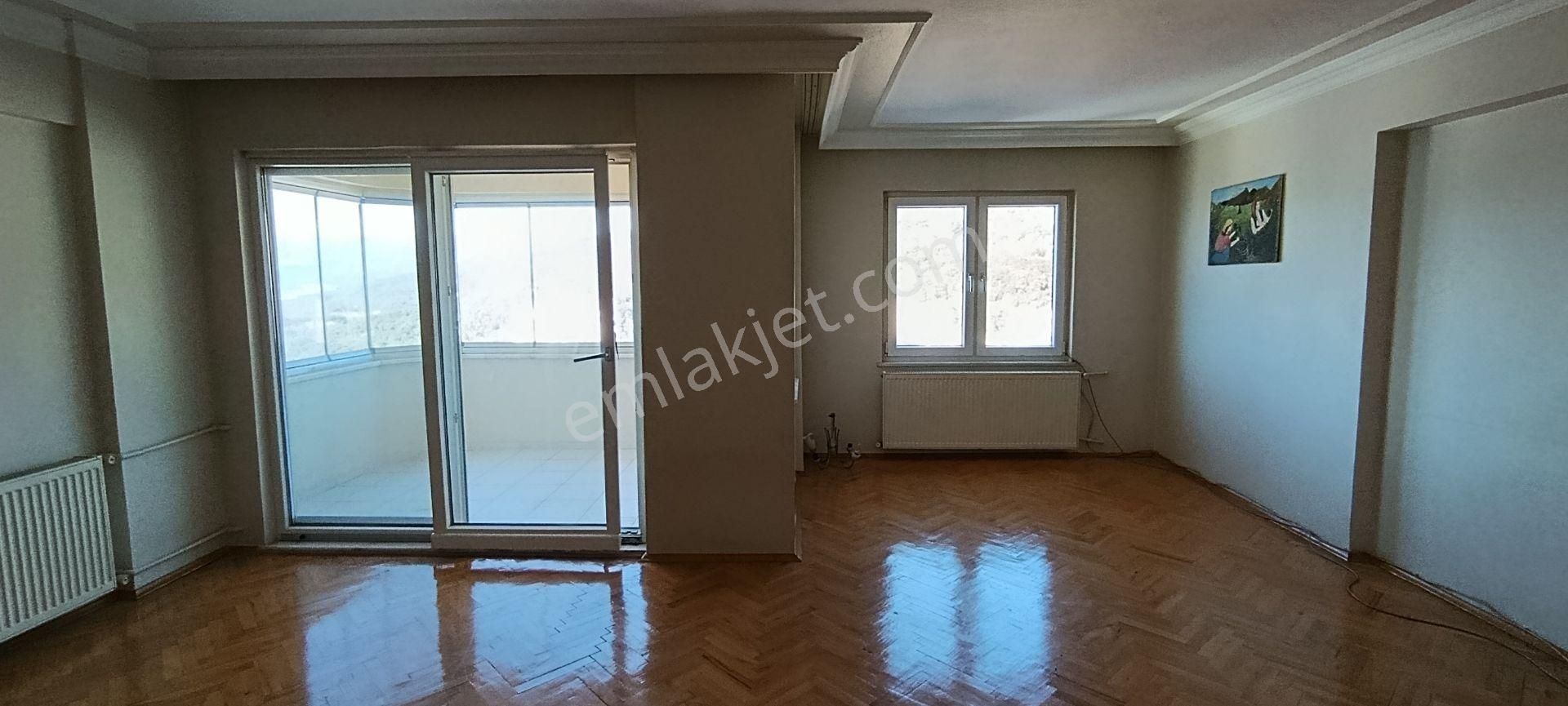 Gemlik Cumhuriyet Mah.kiralık Daire 3+1 Okula Yakın Asansörlü Deniz Manzaralı - Görsel 2