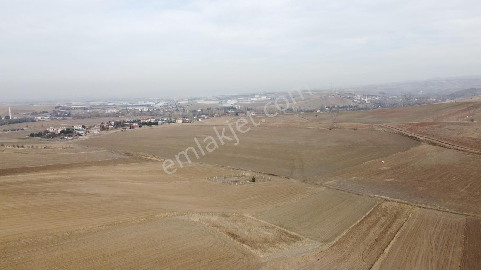 -*altınova Da Bi Daire Getirili 220 Metre 8 Katlı Bölgede*-* - Görsel 19