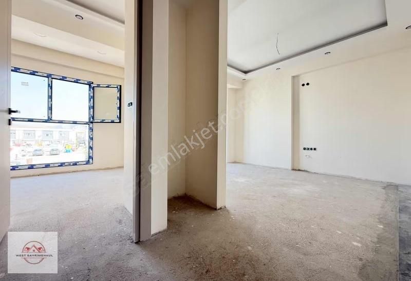 Bornovada Site İçi İzev Yapı Kalitesiyle Satılık 1+1 Sıfır Daire - Görsel 10