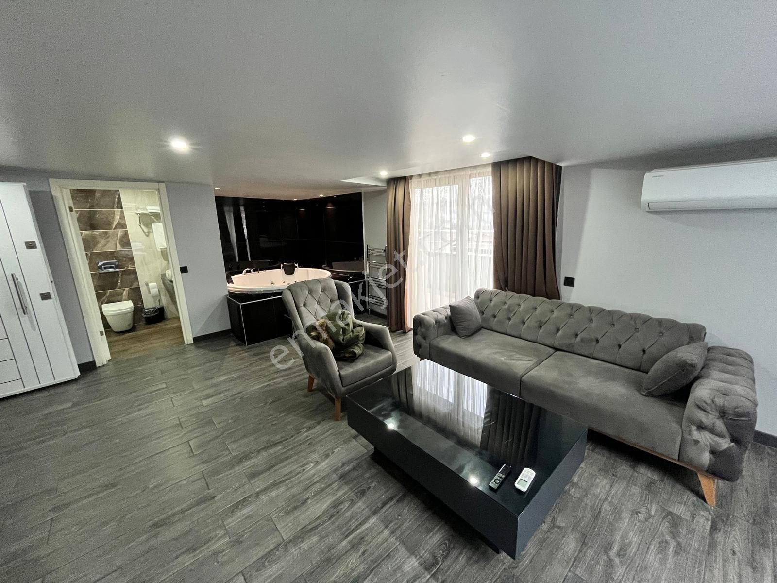 Jakuzi Ve Cam Tavanlı Penthouse - Görsel 12