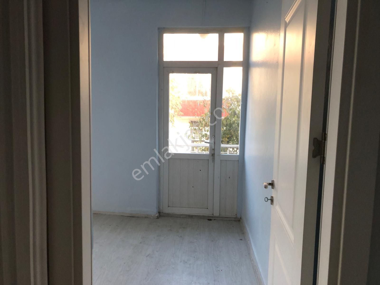Yenimahalle Diş Hastanesi Arkası Depozito Yok 1+1 Sobalı Kiralık Daire - Görsel 5