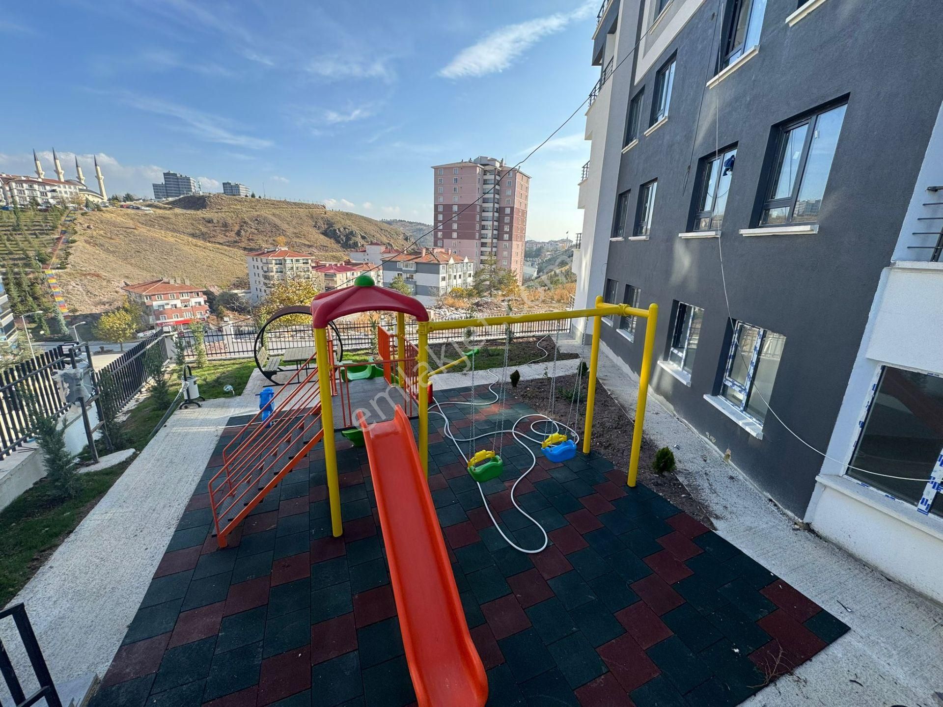 İmir Emlaktan ''sıfır'' K.otoparklı 4+1 G.odalı Manzaralı Lüks - Görsel 19