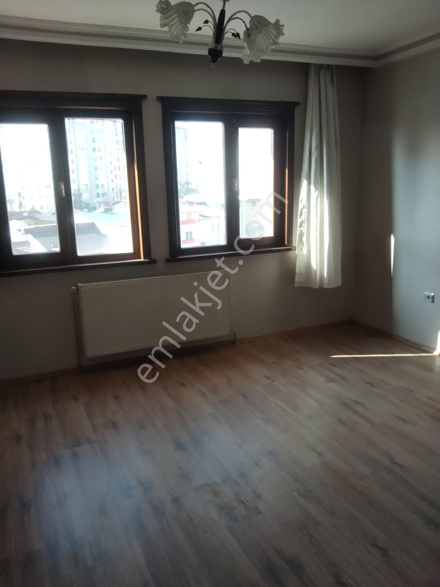 Serhat Mahallesinde Satılık 3+1 Daire - Görsel 11