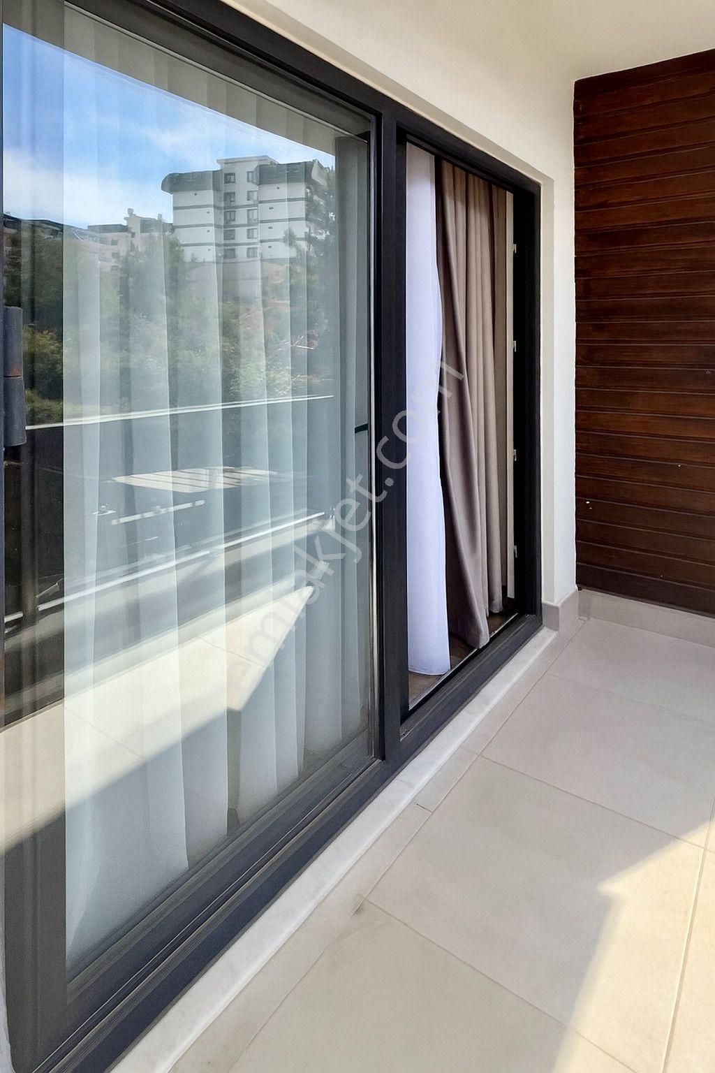 Oba'da Aktiviteli Butik Sitede Eşyalı 2+1 Daire - Görsel 20