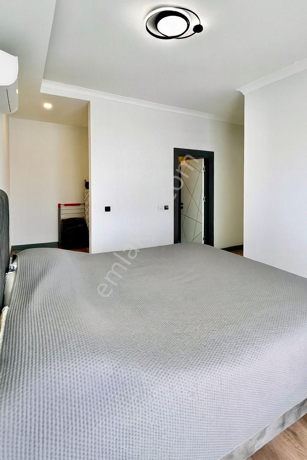 Oba'da Aktiviteli Butik Sitede Eşyalı 2+1 Daire - Görsel 8