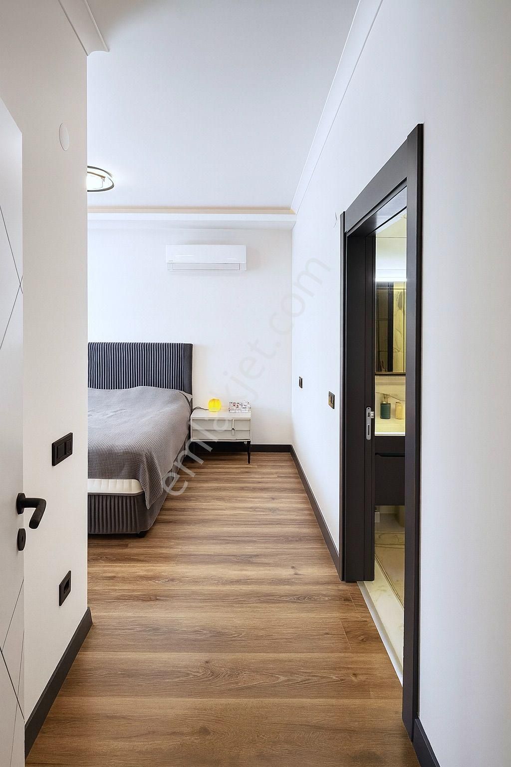 Oba'da Aktiviteli Butik Sitede Eşyalı 2+1 Daire - Görsel 10