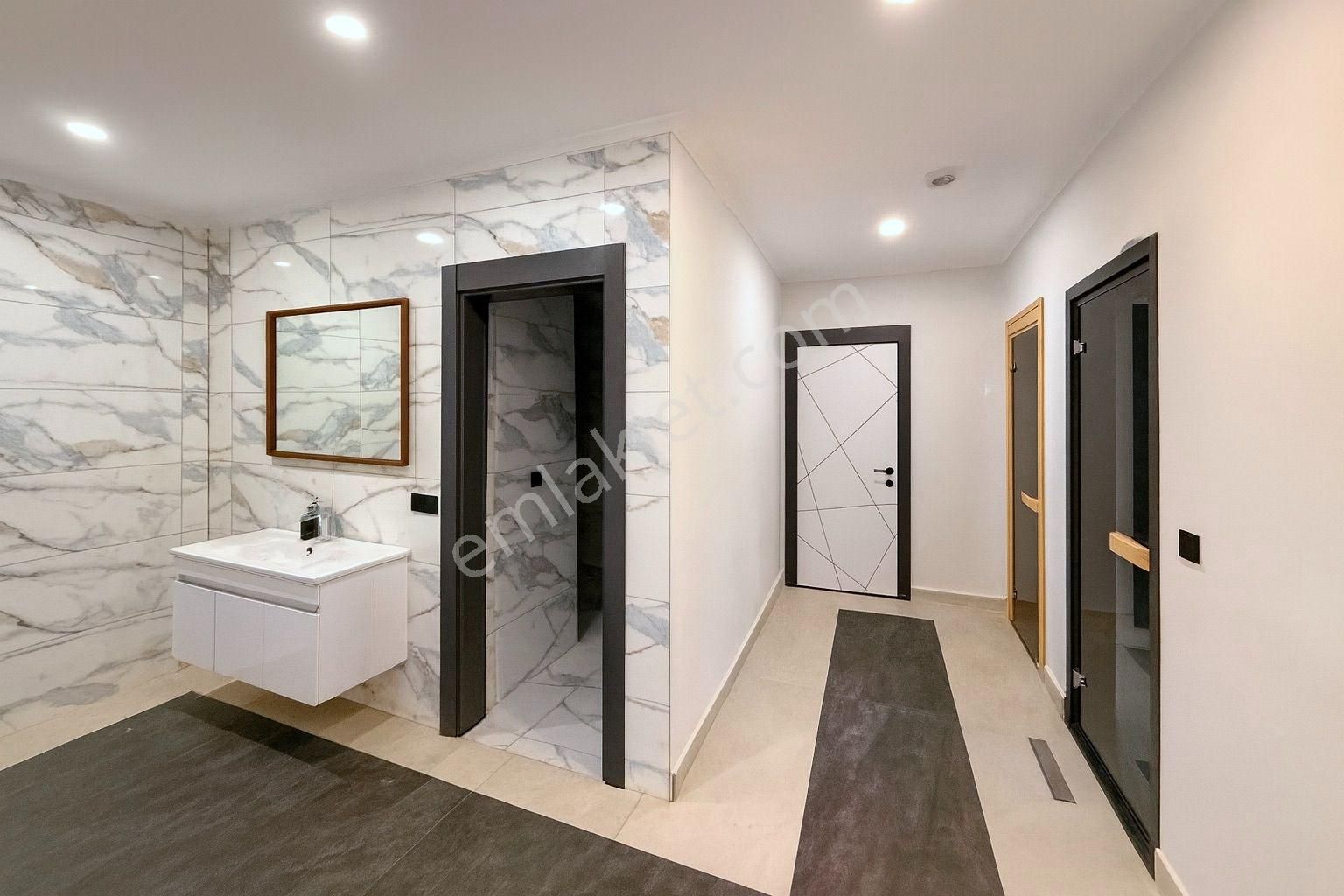 Oba'da Aktiviteli Butik Sitede Eşyalı 2+1 Daire - Görsel 33