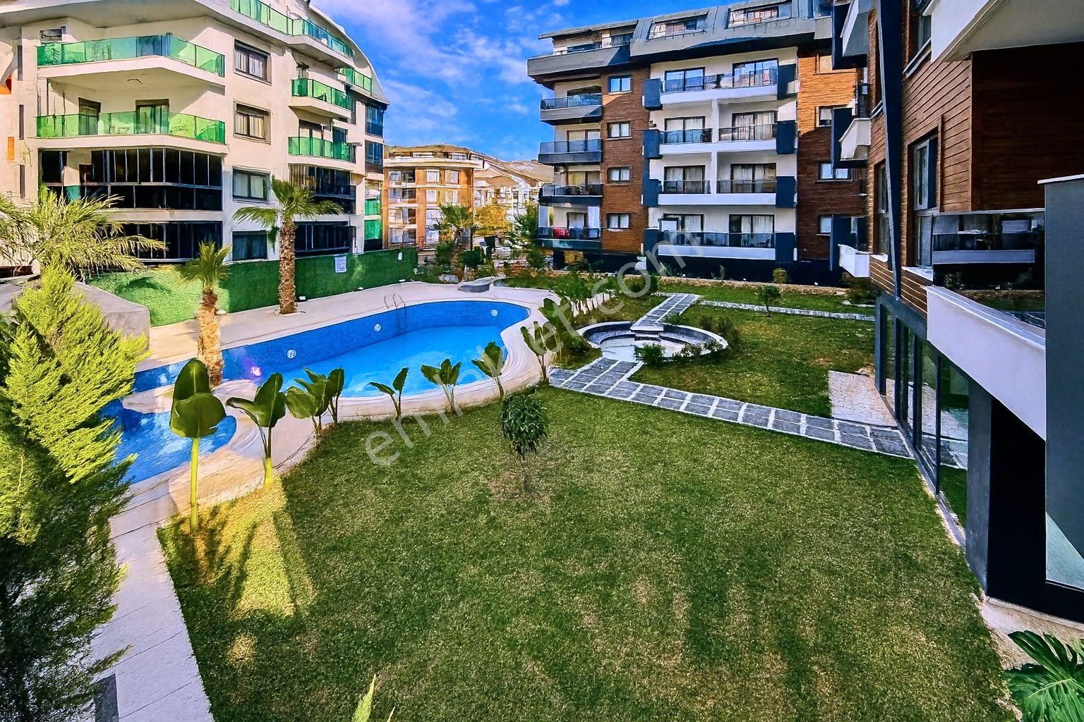 Oba'da Aktiviteli Butik Sitede Eşyalı 2+1 Daire - Görsel 21