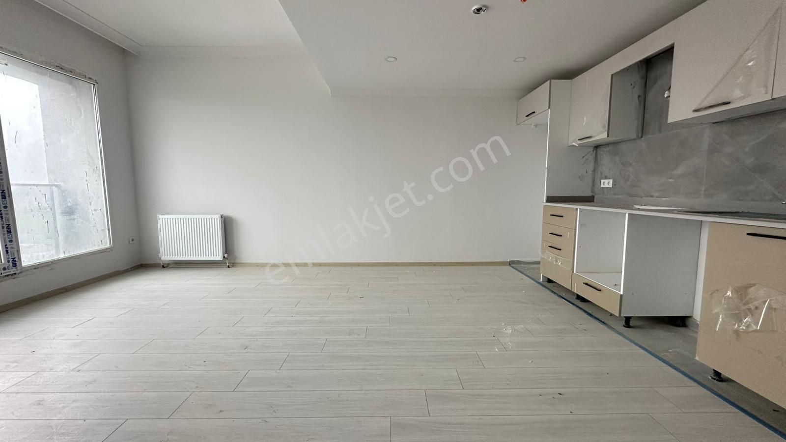 Başokur'dan Bahçeşehir Hayatpark Sitesinde Kat.25 ,te 2+1 Arakat - Görsel 2