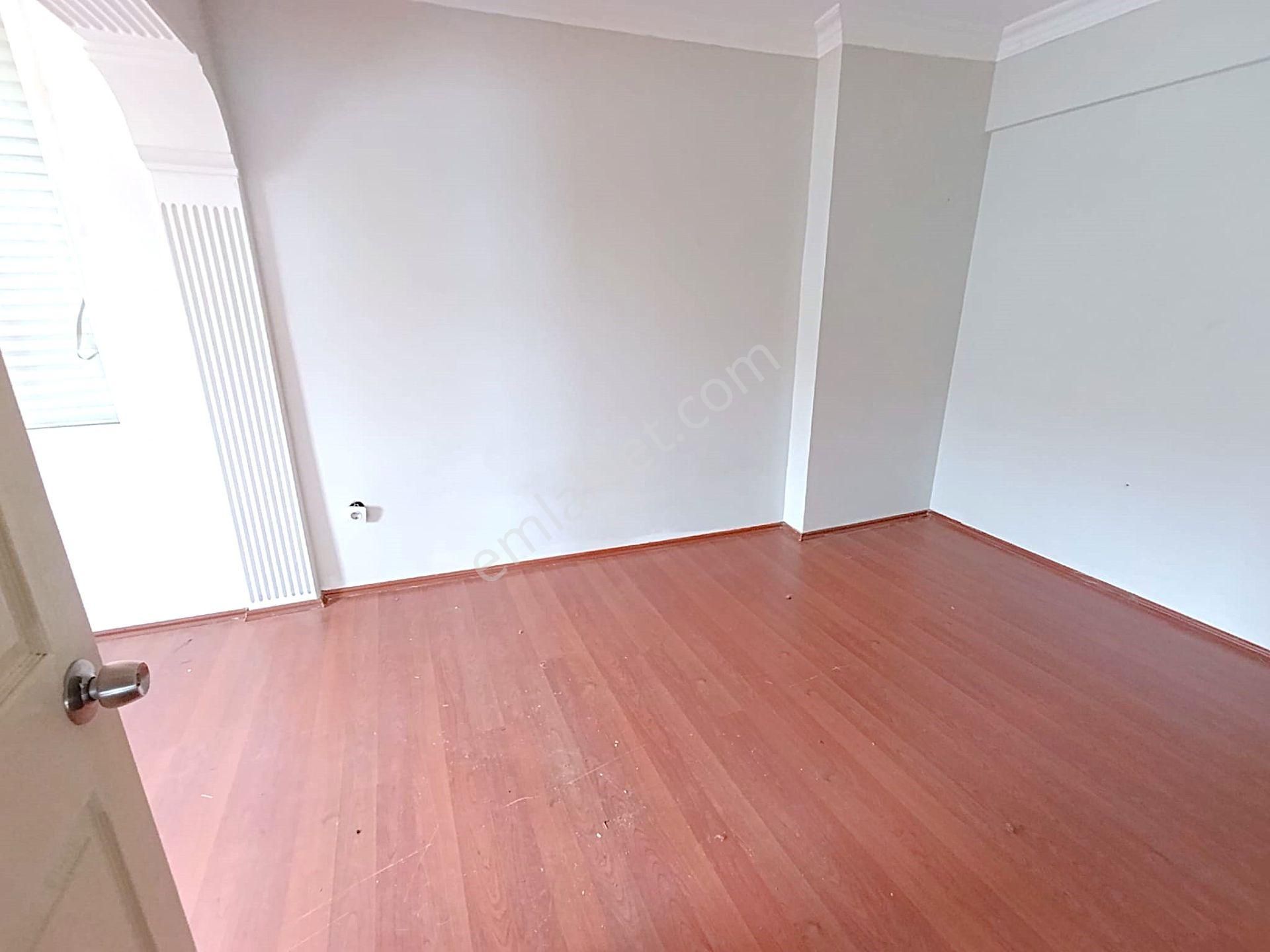 Simge Emlak Karantina 'da Mithatpaşa Cad. Yakını Deniz Manzaralı - Görsel 14