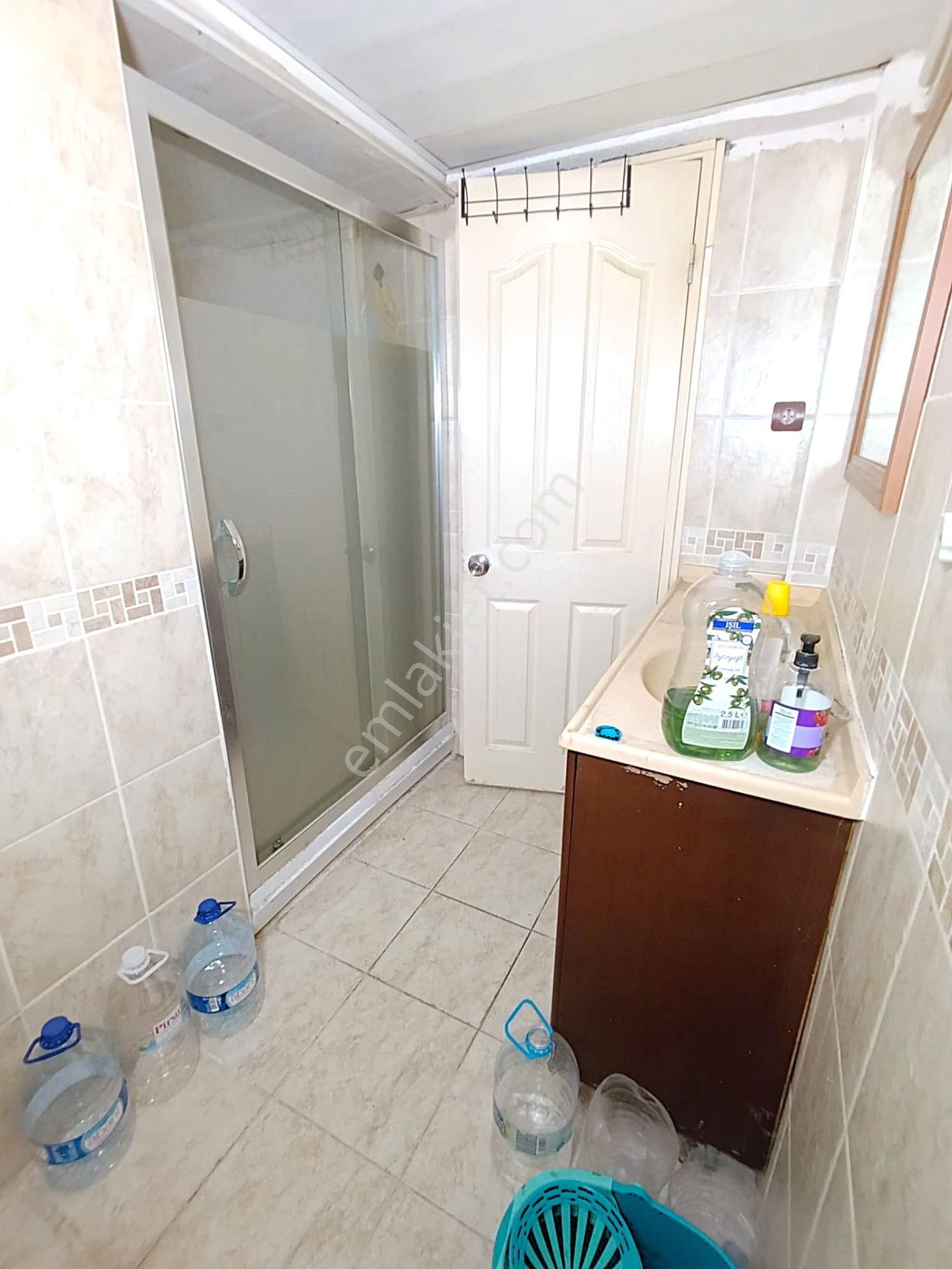 Simge Emlak Karantina 'da Mithatpaşa Cad. Yakını Deniz Manzaralı - Görsel 9