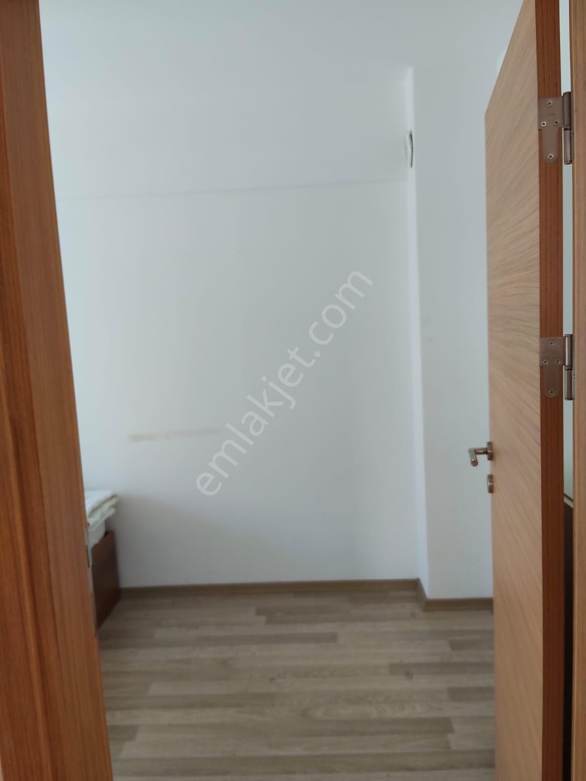Çiğli Harmandalı Havuzlu Sitede Kiralık 2+1 Daire - Görsel 16