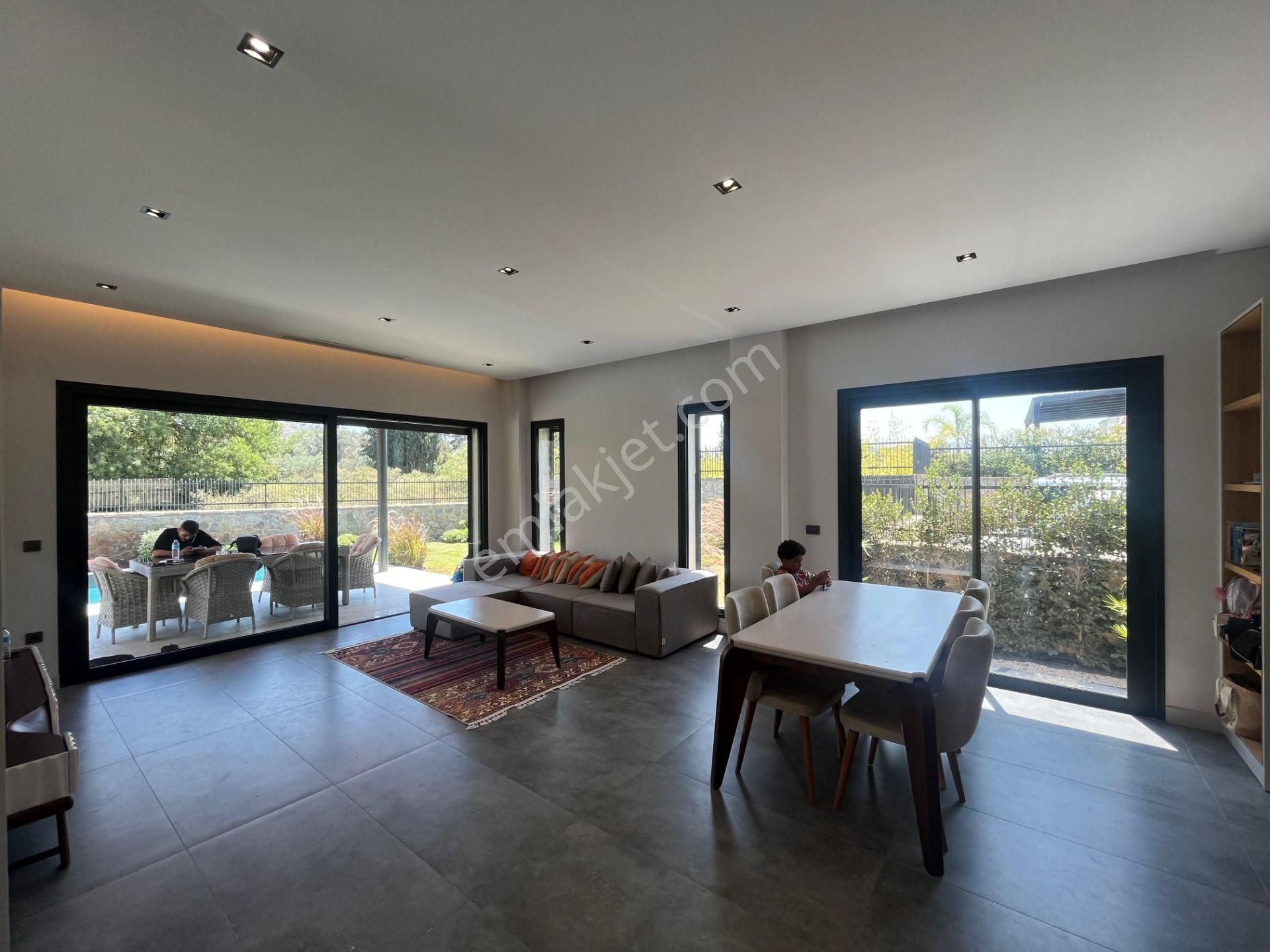 Gümüşlük Dereköy Mahallesi Doğa İle İç İçe Özel Havuzlu Müstakil Villa - Görsel 16