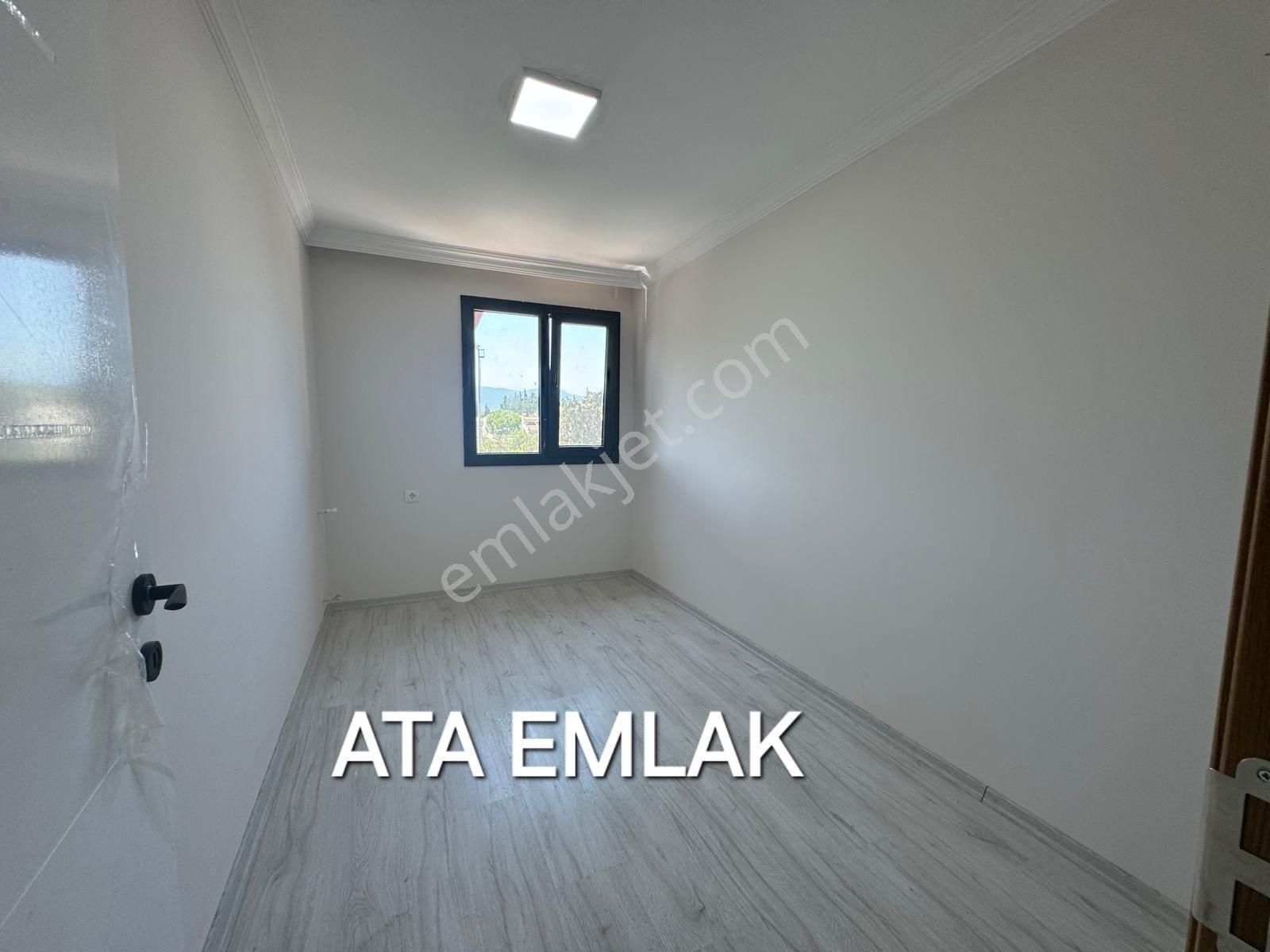 Kuşadasında Plaja 250 Mt. Ful Yapılı 4+1 Villa - Görsel 26